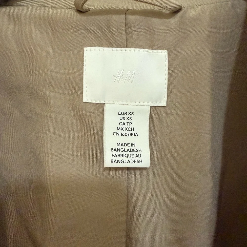 H&M Classic Beige Blazer - Picture 4 of 11
